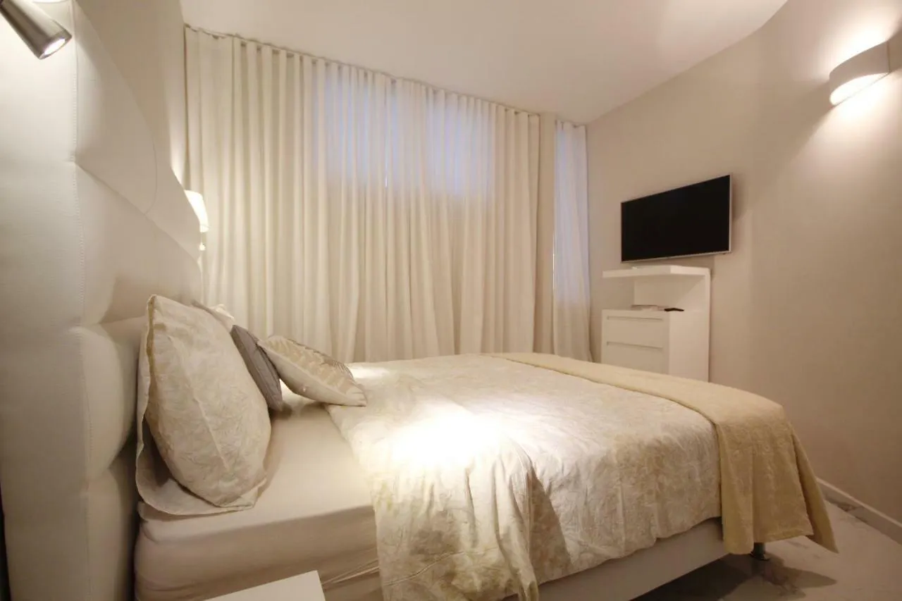Luxury Apartments In First Beach Line With Pool Costa Adeje